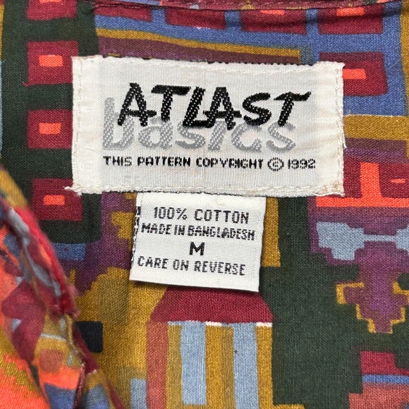 Vtg At Last Basics Button Up Shirt Womens M Aztec Abstract Shoulder Pads 90s - Picture 3 of 8